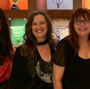 Meet your Posher, Leona